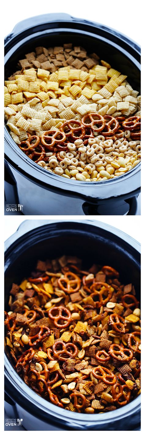 Slow Cooker Chex Mix -- the classic mix you love, made in your crock pot! | gimmesomeoven.com... Holidays Recipes, Chex Mix Recipes, Mozzarella Sticks, Chex Mix, Funny Food, Snacks Für Party, Crock Pot Cooking, Slow Cooking, Samosa