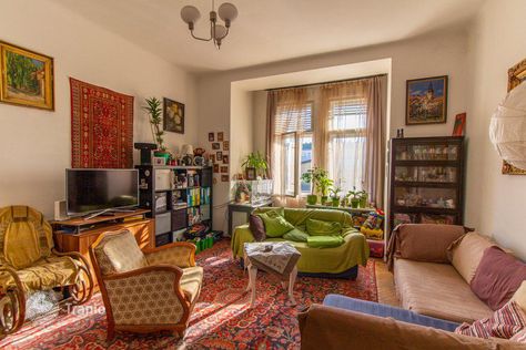 Apartment for sale in Budapest, Hungary — listing #1841495 Budapest Apartment, Seaside Apartment, 4 Bedroom Apartments, Apartment For Sale, Two Bedroom Apartments, Residential Real Estate, Real Estate Agency, Budapest Hungary, Buying Property