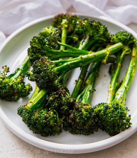 Air Fryer Broccolini is the perfect side to accompany any dish! You will love that it is perfectly cooked in less than 10 minutes. Air Fryer Broccolini, Broccolini Recipe, Air Fryer Recipes Easy, Fryer Recipes, Air Fryer Recipes, Recipes Easy, Air Fryer, Easy Meals