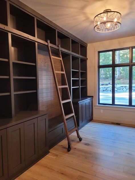 Brown Built In Bookshelves, Library Entertainment Room, Tall Bookshelves With Ladder, Farmhouse Home Library, Dark Wood Library Room, Built In Bookshelves With Ladder, Home Study Room Personal Library, Floor To Ceiling Bookshelf, Japanese Library