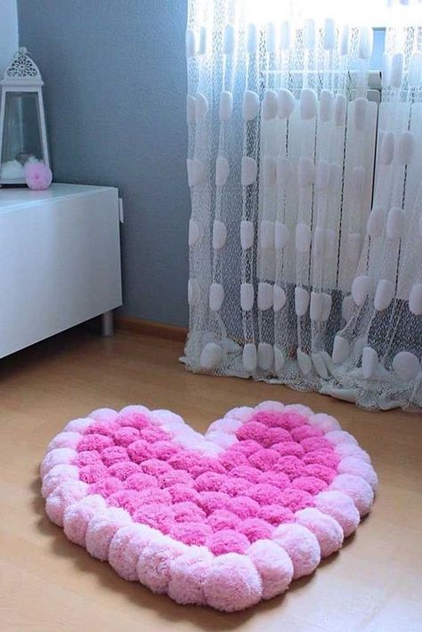 Pom Pom Rug Diy, Pink Nursery Rug, Sensory Area, Diy Pom Pom Rug, Pompon Diy, Nursery Area Rug, Pink Girl Room, Decoration Shabby