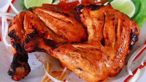 Tandoori Chicken Recipe Indian, Veg Restaurant, Tikka Recipe, Indian Appetizers, Healthy Snacks For Adults, Veg Dishes, Bar B Q, Baked Fish, Chicken Tikka