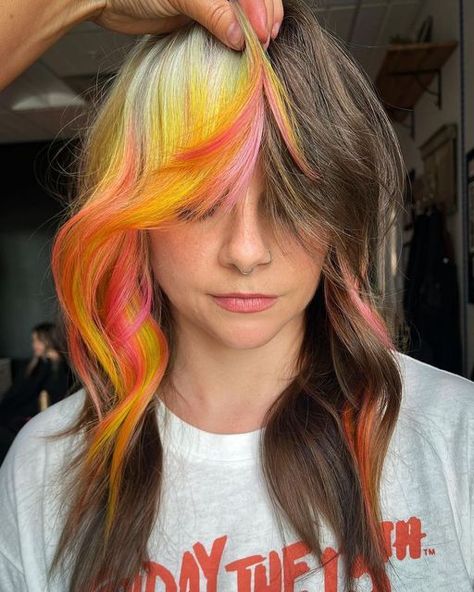 Hair's How on Instagram: "Color by @theneonblonde" Blonde Split Hair, Brown Bob Hair, Edgy Hair Color, Unicorn Hair Color, Bob Hair Color, Split Dyed Hair, Hair Color Options, Neon Hair, Split Hair