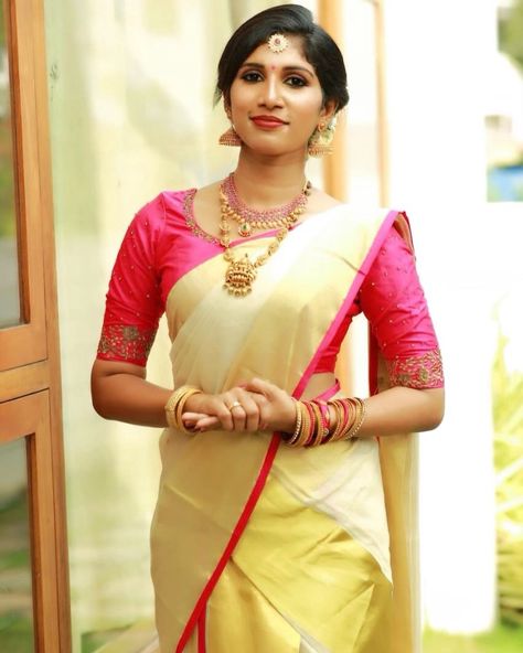 Malayali Bride, Kerala Dress, Kerala Saree Blouse, Kerala Saree Blouse Designs, Onam Saree, Kasavu Saree, Kerala Bride, Lehenga Dupatta, Indian Bridal Sarees