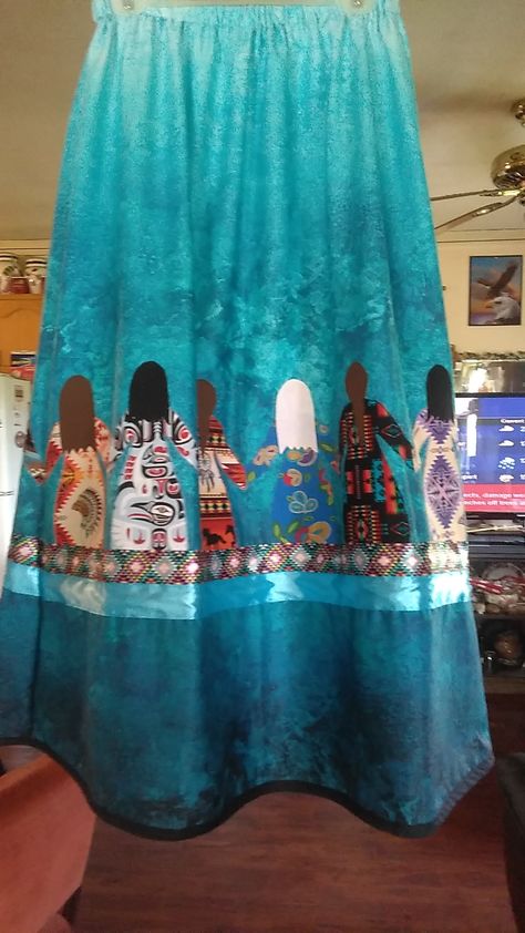 Choctaw Language, Native Fabric, Native American Ribbon Work, Native Clothes, Powwow Outfits, Native Regalia, Ribbon Shirts, Native American Dress, Moccasin Pattern