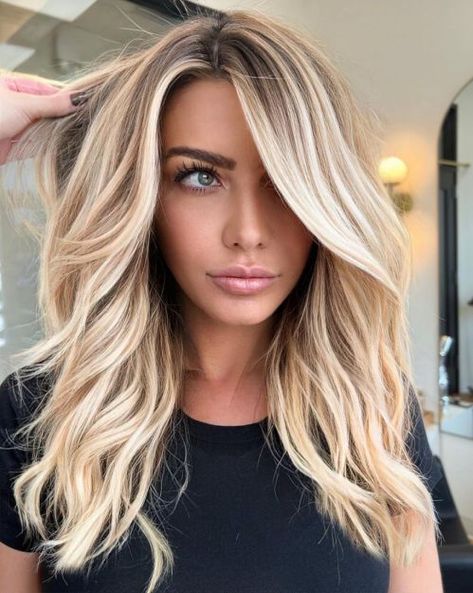 Butter Blonde Balayage Short Hair, Lala Kent Hair Blonde, Root Smudge Blonde Curtain Bangs, Natural Blonde With Balayage, Demintional Blonde Highlights, Blonde Balayage For Fair Skin, 40 Year Old Blonde Hair For Women, 2024 Popular Hairstyles, Balayage Frizura Blonde