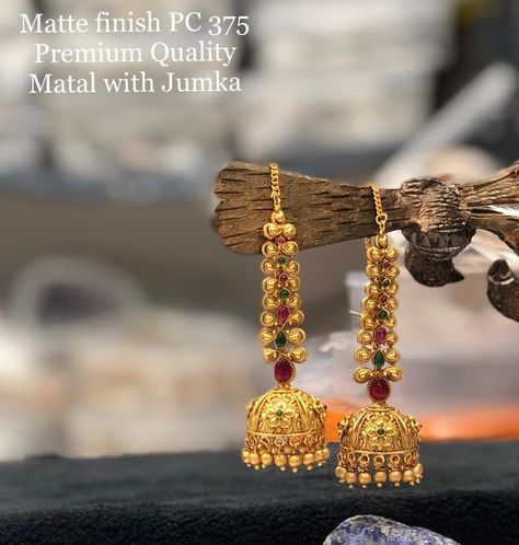 8grams Gold Earrings, Indian Jewelry Earrings, New Gold Jewellery Designs, Gold Earrings Models, Gold Bridal Jewellery Sets, Bangles Design, Gold Wedding Jewelry, Gold Rings Fashion, Bangles Jewelry Designs