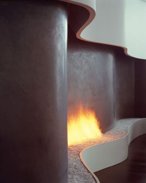 Kravitz Residence / BNO Design Exposed Fireplace, Curved Fireplace, Curved Walls, Fire Features, Home Fireplace, Modern Fireplace, Diy Lamp, Fireplace Design, Fireplace Surrounds