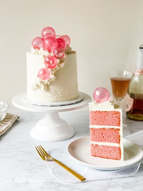 Rosé Pink Champagne Cake That's Elegant and Delicious - Katie Rosario Cake Flavor Recipes, Raspberry Champagne Cake, Sangria Cake, Edible Bubbles, Booze Cake, Simple Vanilla Cake, Boozy Cakes, Raspberry Champagne, Irish Cream Cake