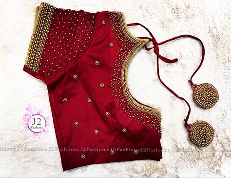 Maroon Colour Aari Work Blouse, Maroon Blouse Aari Work Designs, Blouse Beads Work, Maroon Blouse Designs, Bridal Aari Work Blouse, Bridal Aari Work, Aari Design, Model Blouse, Aari Blouse