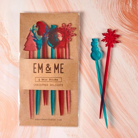 Christmas Delight Stir Sticks Em And Me Studio Bonjour Fete - Party Supplies Christmas Drink Stirrers, Snowflake Wreath, Custom Pet Tags, Drink Stirrers, Swizzle Sticks, Stir Sticks, Pink Acrylic, Gift Exchange, Santa Hat