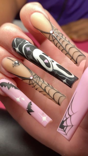 Bella Lane on Instagram: "Halloween is cool 🎃✨👻 Do you think it’s too early for Halloween nails? • • Thank you @nailedxxalikiaa for the spooky graduation nails 💕 I absolutely love them!! • • • • Booking link coming soon ‼️🚨 • • • • • • #bellaknowsnails #explorepage #nailsoftheday #nailporn #nailaddict #nails #acrylicnails #peoriailnailtech #nailinspo #nailtech #nailpro #instanails #nailsnailsnails #nailreelsofinsta #halloweennails #halloween #fallnails #scarymovie #screamnails #spookyseason Scary Movie Nails, Creepy Halloween Nails, Halloween Is Cool, 22 Nails, Nail Practice, Holloween Nails, 3d Nail Designs, Halloween Acrylic Nails, Pointy Nails