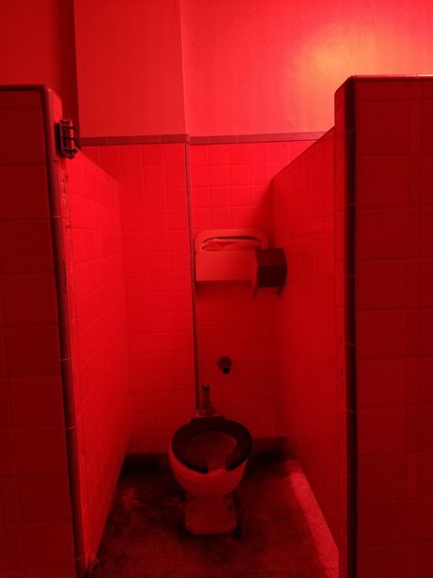 Creepy bathroom with red lighting Bathroom Stall Aesthetic, Stall Aesthetic, Creepy Bathroom, Red Lighting, Red Aura, Bathroom Stall, Red Filter, Bathroom Red, Apartment Aesthetic