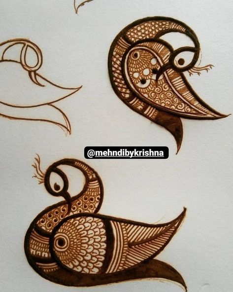 Pikok Mehndi Designs, Basic Peacock Mehndi Designs, Peackok Mehandi Designs, Pecok Design In Mehandi, Pecoke Mehadi, Bird Mehendi Design, Mehandi Peacock Design, Pickock Mehandi Design, Peacock Mehndi Designs Step By Step