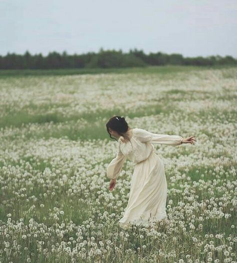 Person In Flower Field, Gold Theme Birthday, Korea Photography, Embrace Femininity, Fairytale Aesthetic, Dandelion Wishes, Spring Photoshoot, Angel Aesthetic, Gold Theme