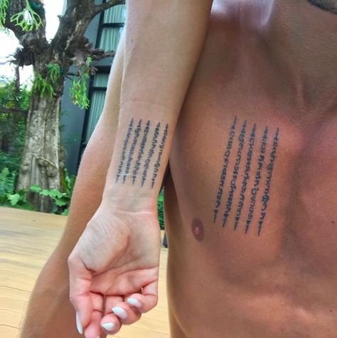 Text Tattoo Placement Men, Side Tattoo Men, Small Thai Tattoo, Sak Yant Tattoo Men, Thailand Tattoos, Thai Tattoo Men, Thai Meaningful Tattoos, Tattoos In Thailand, Tattoo Ideas Thailand