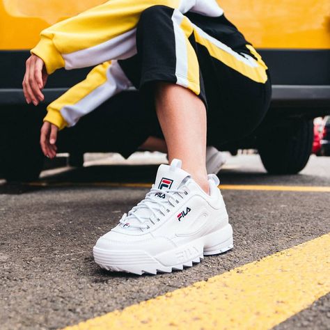 www.kaotikobcn.com FILA DISRUPTOR LOW WMN WHITE #fila #PLATFORM #shoesoftheday #shoes #sneakers #white Fila Outfit, Fila Disruptor, Fila Disruptors, Sneakers Fashion Outfits, Fila Shoes, Outfit White, Trendy Swimwear, Cute Sneakers, Trendy Sneakers