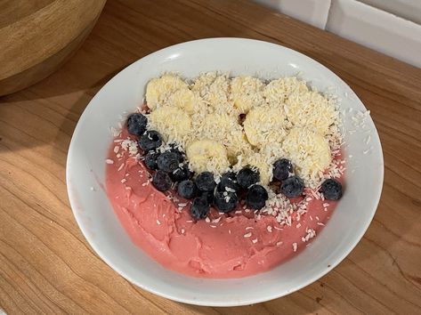 Orange Raspberry Smoothie Bowl: Ninja Creamini, Strawberry Banana Protein Smoothie, Protein Smoothie Bowl Recipe, Ninja Smoothies, Raspberry Smoothie Bowl, Strawberry Smoothie Bowl, Protein Smoothie Bowl, Banana Protein Smoothie, Orange Raspberry