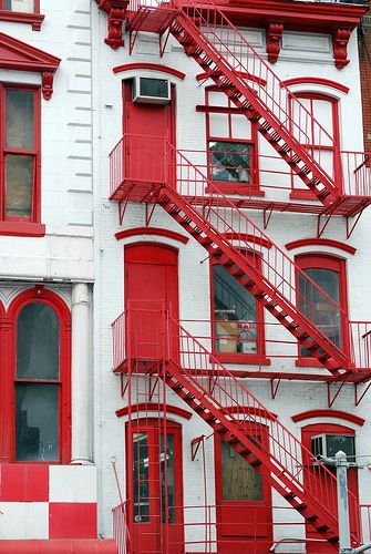 Fire Escape Stairs, Canal Street, New York City. (I know this... this is Pearl Paint, art supply mecca) Canal Street New York, Fire Escape Stairs, Apartment Stairs, Building Stairs, Fire Escape, Street New York, Stairway To Heaven, Concrete Jungle, Facades