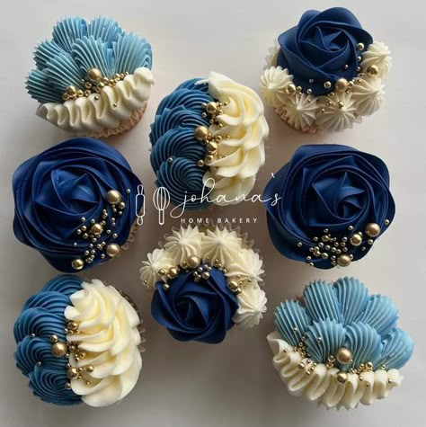 Blue Wedding Cupcakes, Grad Cupcakes, Sweet 16 Cupcakes, Cupcake Piping, Elegant Cupcakes, 74th Birthday, Bridal Shower Cupcakes, Cupcake Decorating Tips, Cupcakes Birthday