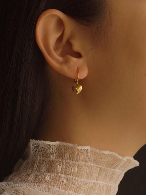 Gabi The Label, Heart Huggies, Small Earrings Gold, Simple Gold Earrings, Gold Earrings Models, Modern Gold Jewelry, Cherry Earrings, Gold Jewelry Stores, Gold Bride Jewelry