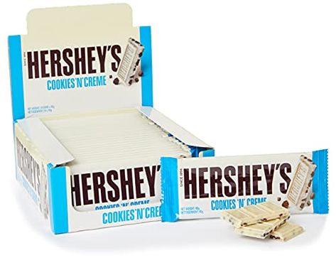 Hershey's Cookies ‘n’ Crème, White Chocolate Flavour with Cookie Pieces, Pack of 24 x 40g Hershey's Cookies And Cream Recipes, Hersheys Cookies And Cream, Hersheys Cookies, Hershey Cookies, Crunchy Chocolate, American Chocolate, Cookie Crunch, Hershey Bar, Crunchy Cookies