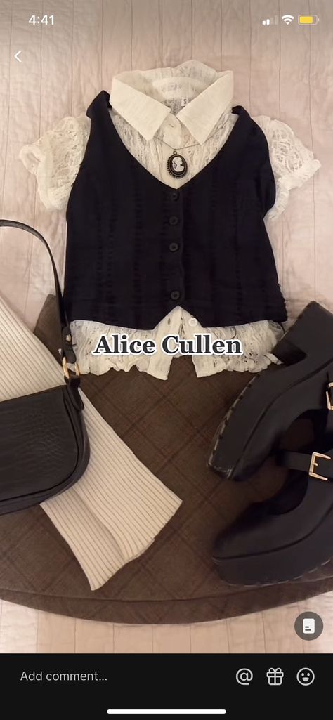 Alice Cullen Outfits, Twilight Outfits, Alice Cullen, Halloween Costumes Friends, Autumn Fits, Wardrobe Accessories, 2000s Fashion Outfits, Glam Rock, Inspired Dress