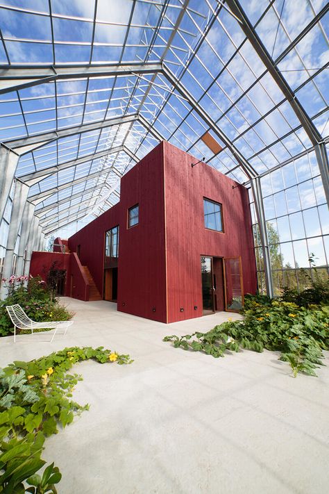 Green House Architecture, Glass Green House, Norwegian House, Modern Greenhouses, Eco Buildings, Earthship Home, Home Greenhouse, House In Nature, Dome House