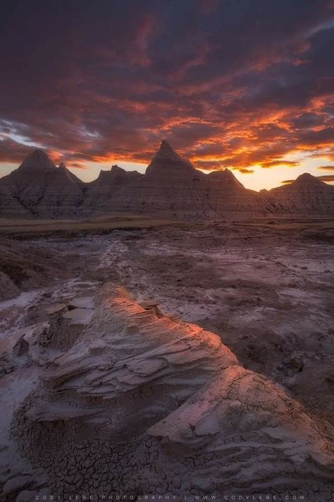 Badlands National Park Desert Land, Badlands National Park, Rapid City, Real Estate Photography, Black Hills, South Dakota, True Beauty, Architecture Photography, Professional Photographer