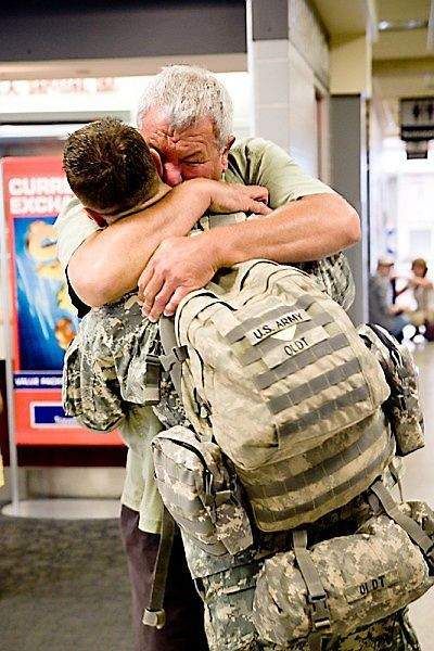 Photo by Sean Carpenter --Carpenter’s photo of Dean and Dennis Oldt taken in 2008 has been selected to be part of an art installation at the Sarasota National Cemetery in Florida. Carpenter is a West Chester resident and West Chester Area School Board member. Welcome Home Soldier, Touching Photos, Us Soldiers, Army Soldier, Foto Poses, Military Heroes, Real Hero, Sendai, Military Life