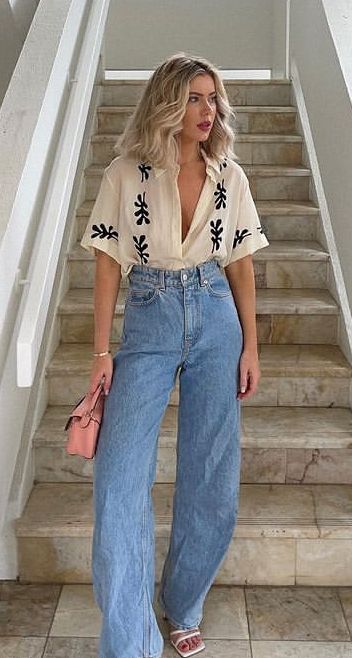 Outfit Inspo 70s Aesthetic, Modern Boho Aesthetic Outfit, Casual 70s Inspired Outfits, Seventies Aesthetic Outfits, 70s Outfit Inspo Summer, 70s Chic Outfits, Modern Hippie Outfits Boho Chic, Modern 70s Style Outfits, 70s Inspired Modern Fashion