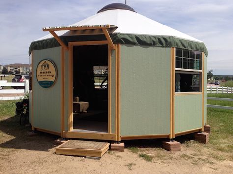 It was fun to see first hand the quality and build of this unique hard wall yurt. Yurt Living, Tiny House Blog, Solid Wall, Tiny House Movement, Round House, Cottage Living, Colorado Springs, Yurt, Tiny House