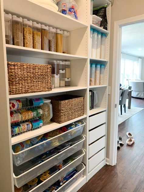 Pantry Hacks, Wall Pantry, Diy Pantry Shelves, Pantry Shelving Ideas, Ikea Pantry, Pantry Renovation, Pantry Closet Design, Beautiful Pantry, Pantry Layout