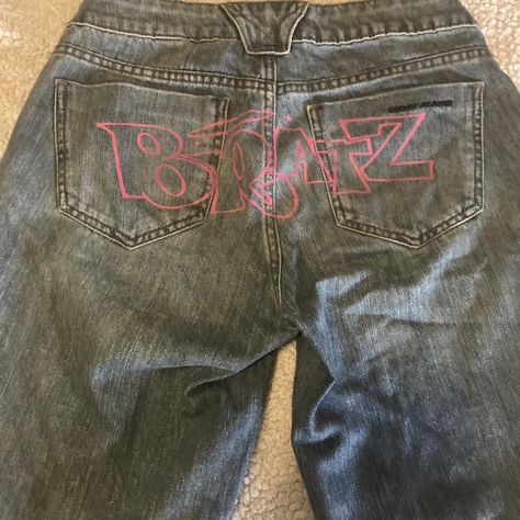 💗DKNY custom BRATZ jeans💗 •size 4 - Depop Jeans Custom Paint, Bratz Jeans, Alt Clothes Diy, Custom Painted Jeans, Bratz Aesthetic Outfit, Jean Custom, Custom Jeans Diy, Custom Jean, Bratz Doll Outfits