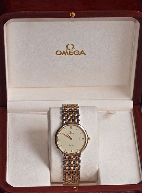 watchesplatform #clock watcheskwt Omega Bracelet Women, Omega Gold Watch Women, Modern Watches Women, Omega Womens Watch, Omega Gold Watch, Rado Watches Women, Omega Watch Women, Bulova Watches Women, Elegant Watches Women