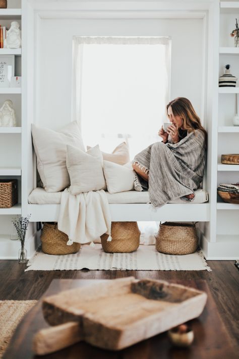 Reading Nook Seating, Reading Nook Cozy Corner, Log Cabin Loft, Reading Nook Window Seat, Nook Seating, Reading Nook Window, Attic Flat, Space Window, Window Seat Cushion