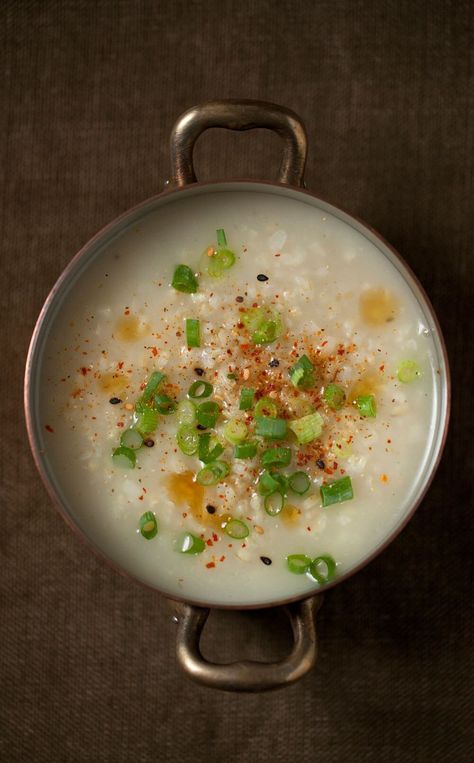 Immune-boosting Congee Recipe – The Healthy Chef Singaporean Breakfast, Brown Rice Congee, Congee Recipes, Brown Rice Porridge, Brown Rice Cooking, Rice Congee, Clean Dinner, Pinoy Foods, Healthy Inspiration