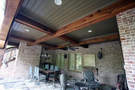 Top 70 Best Porch Ceiling Ideas - Covered Space Designs Porch Ceiling Ideas, Patio Ceiling Ideas, Modern Porch, Porch Paint, Ceiling Materials, Porch Ceiling, Building A Porch, Pergola Ideas, Painted Patio