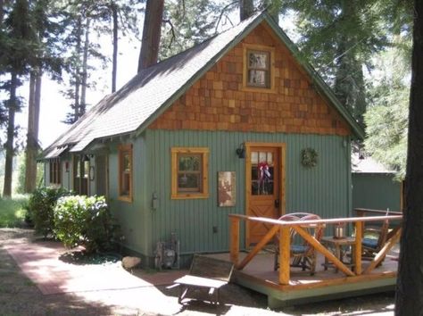 600 SF Wildflower Cabin 0018 Rustic Cabin Exterior, Rustic Cottage Interiors, Small House Bliss, Wooden Cabin, Tiny Houses For Rent, Cabin Exterior, Lake Arrowhead, Interior Minimalista, Cottage Interior