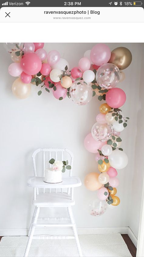 A balloon garland, how ingenious! Any color/decor scheme... Baby's First Birthday, Color Decor, 1st Birthdays, Wedding Balloons, First Birthday Party, Baby First Birthday, Girl Shower