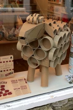 Modular Cardboard Structure, Cardboard Animals, Cardboard Creations, Sheep Crafts, Cardboard Sculpture, Folding Origami, Paper Mache Crafts, Toilet Paper Rolls, Toilet Paper Roll Crafts