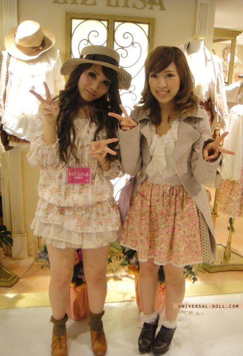 Roma Gyaru, Himekaji Gyaru, L Cosplay, Gyaru Hair, Dolly Fashion, Gyaru Fashion, Brown Outfit, Mori Girl, Japanese Street Fashion