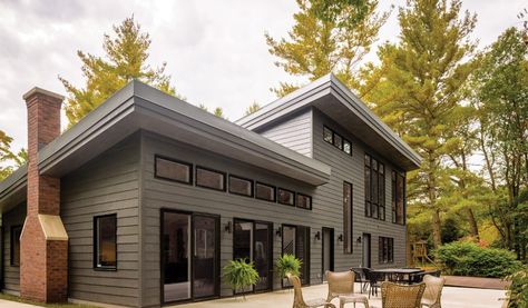 James Hardie Siding Ideas Modern, Dark Vertical Siding, James Hardy Siding Colors Ideas, Hardi Plank Siding Ideas, Vertical Hardie Board Siding, James Hardie Siding Ideas, Hardie Plank Siding, James Hardie Siding Colors, Cabin Exteriors