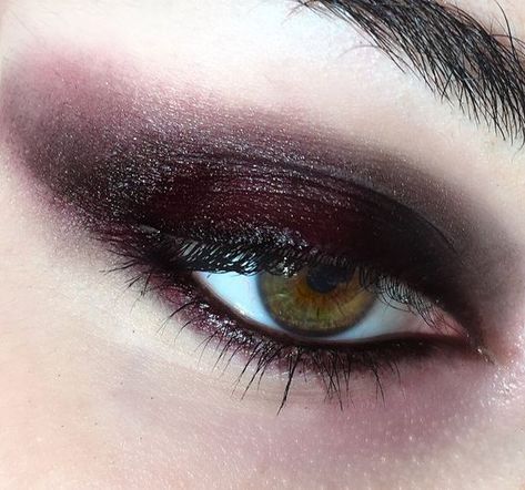 Alt Makeup, Vampire Goth, Swag Makeup, Ethereal Makeup, Dope Makeup, Alternative Makeup, Edgy Makeup, Goth Makeup, Dark Makeup