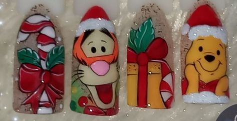 Nails Navidad, Santa Hat Nails, Disney Christmas Nails, Nail Christmas, Nail Art Noel, Bears Nails, Bates Motel, Cute Christmas Nails, Christmas Gel Nails