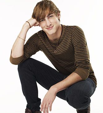 Aw, Kendall. You're a superstar, yeah you are. Carlos Pena Jr, Cell Phone Wallpapers, Kendall Schmidt, James Maslow, Shia Labeouf, Logan Lerman, Big Time Rush, Perrie Edwards, Amanda Seyfried