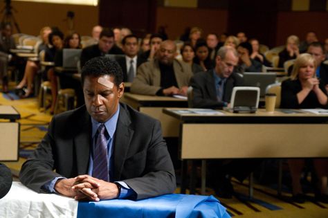 Flight (dir. Robert Zemeckis, 2012) Hard Photos, Movie Diary, Robert Zemeckis, Flight Movie, Hard Photo, Desks Office, 2012 Movie, Conference Tables, Denzel Washington