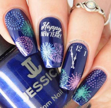 Nails New Years, Firework Nail Art, Bow Nail Designs, Firework Nails, New Years Nails, New Years Nail Art, New Years Nail Designs, New Years Eve Nails, Glittery Nails