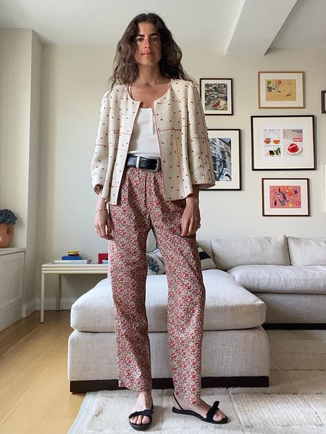 Pj Pants Outfit, Leandra Cohen, Leandra Medine Style, Crazy Pants, Pants Outfit Work, Parisian Outfit, Denim Shirt Style, Leandra Medine, Lazy Outfits