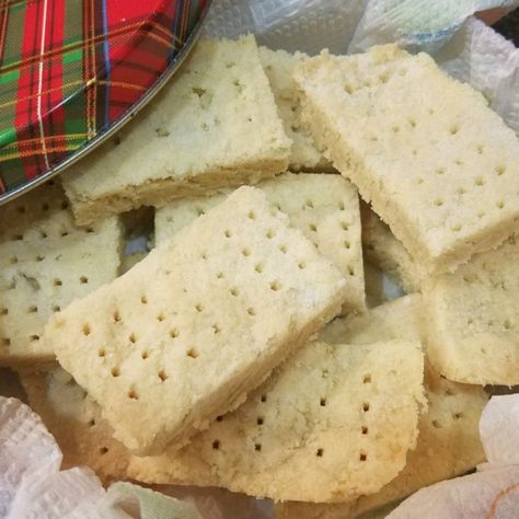 Homemade Scotch traditional shortbread recipe only requires 3 simple ingredients you probably already have in the cupboard for a rich and buttery treat. Scottish Shortbread, Shortbread Cookies Easy, Shortbread Recipe, Buttery Shortbread Cookies, Scottish Recipes, Shortbread Cookie Recipe, 5 Ingredient Recipes, Shortbread Recipes, Star Food